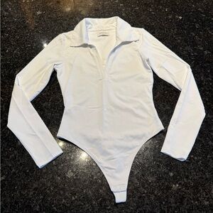 Babaton Classic White Long Sleeve Bodysuit
